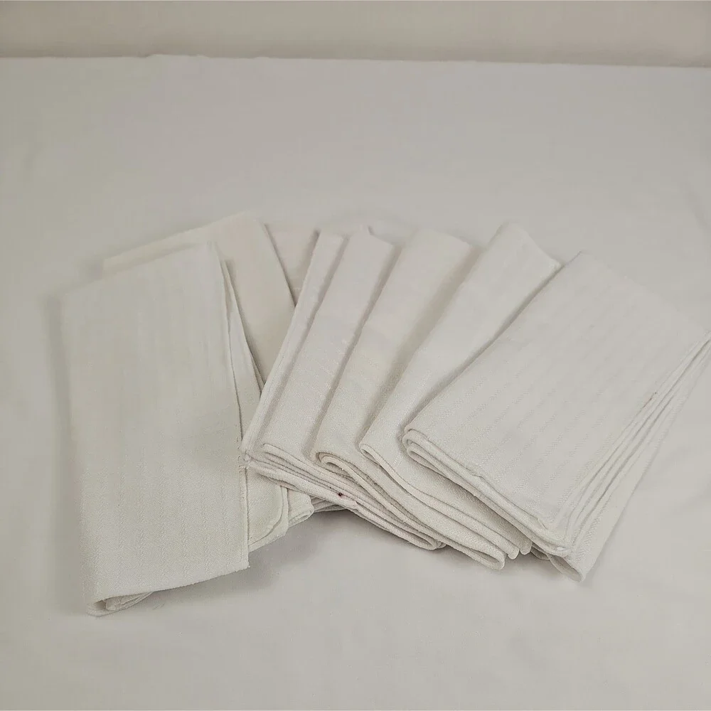 Set of 10 White Cloth Dinner Napkins Jacquard Check Pattern Table Linens